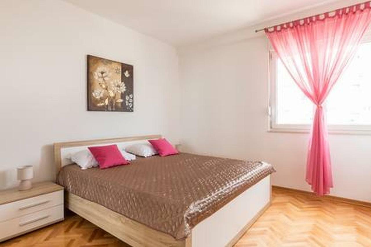 Apartment-Center Of สปลิท ภายนอก รูปภาพ